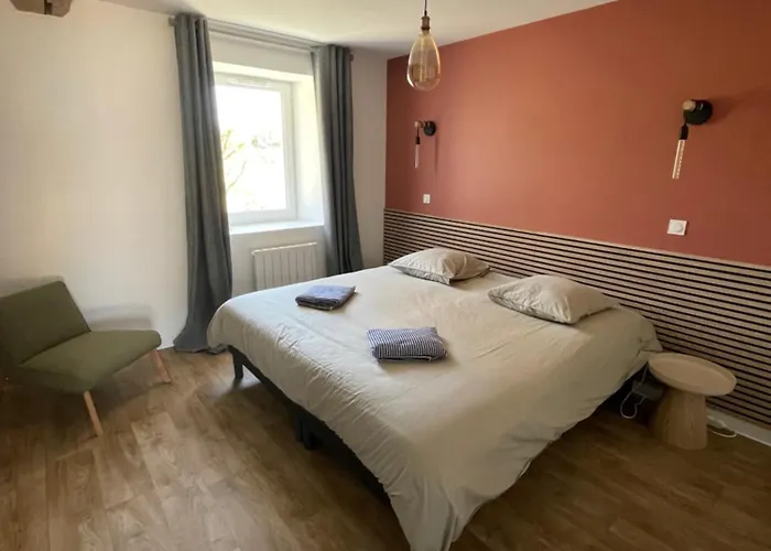 Du Douet De Moulagny Casa vacanze *