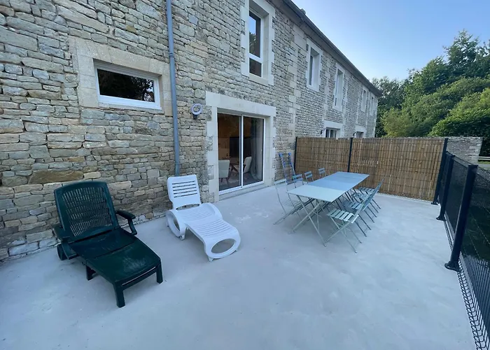 Du Douet De Moulagny Mosles